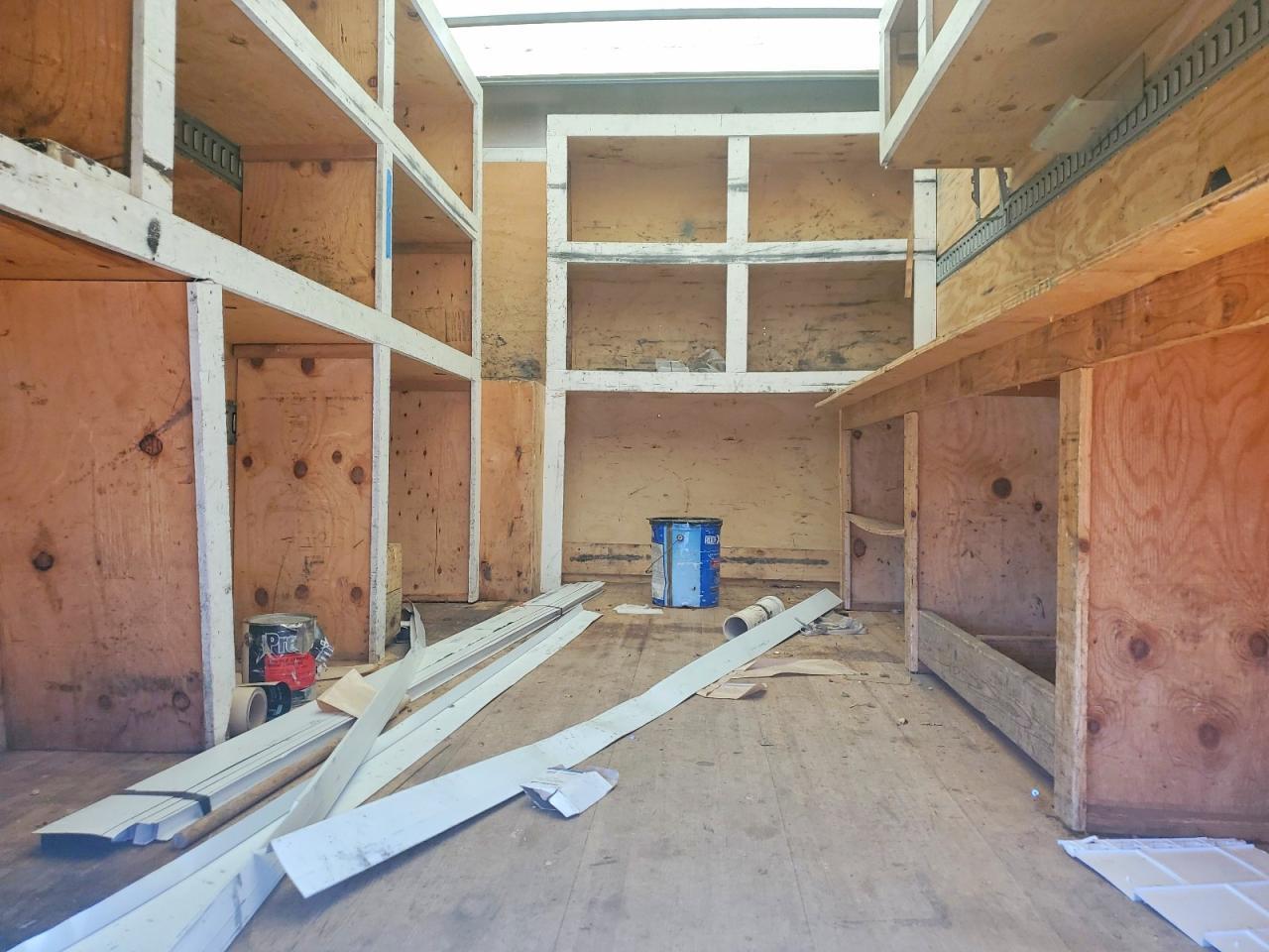 2019 Mitsubishi FE160 BOX Truck