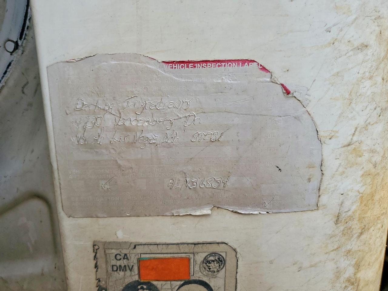 2004 Freightliner Columbia 120 Semi Truck