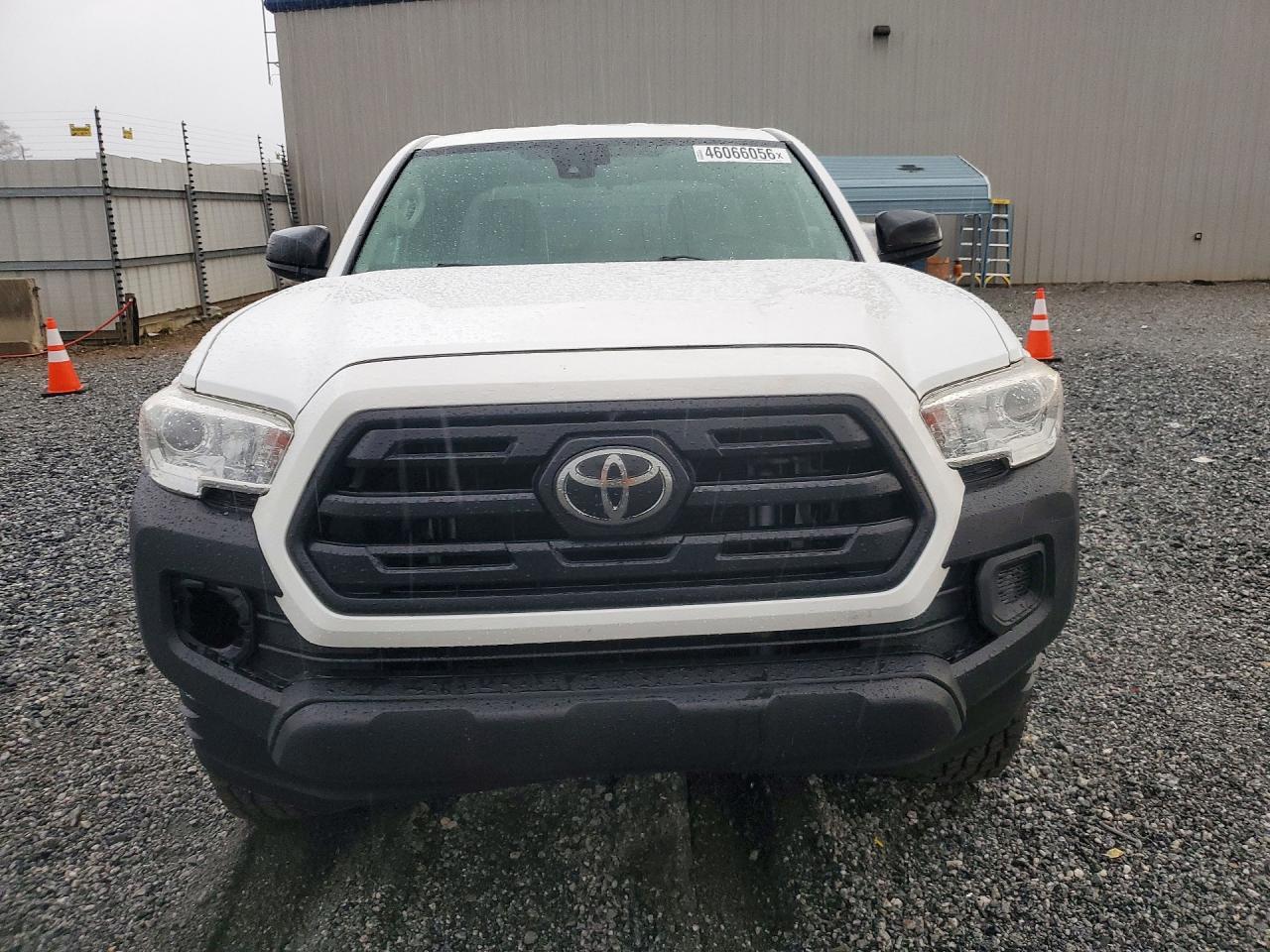 2019 Toyota Tacoma SR