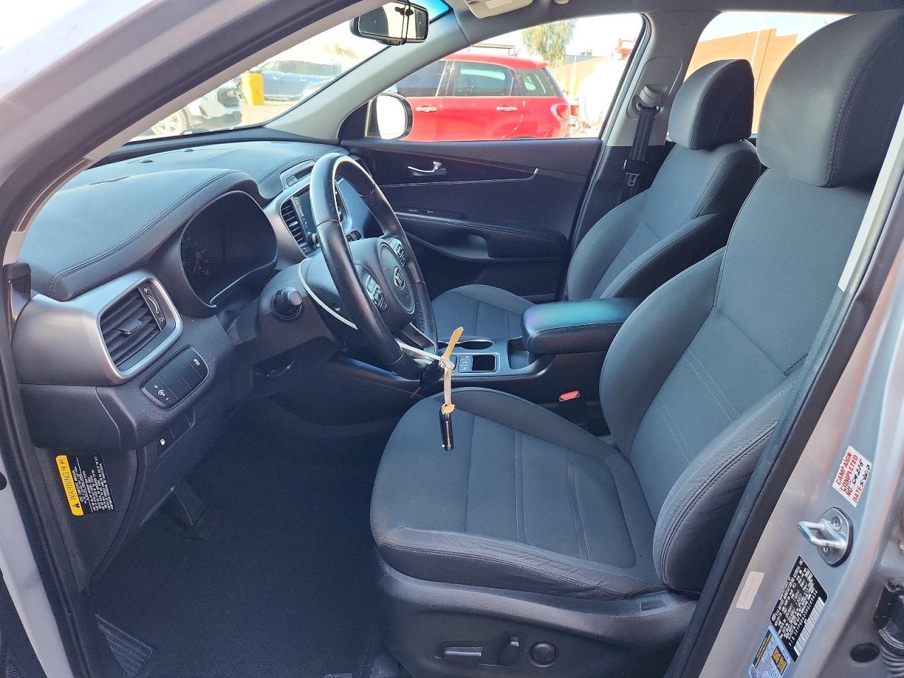 2017 KIA Sorento lx