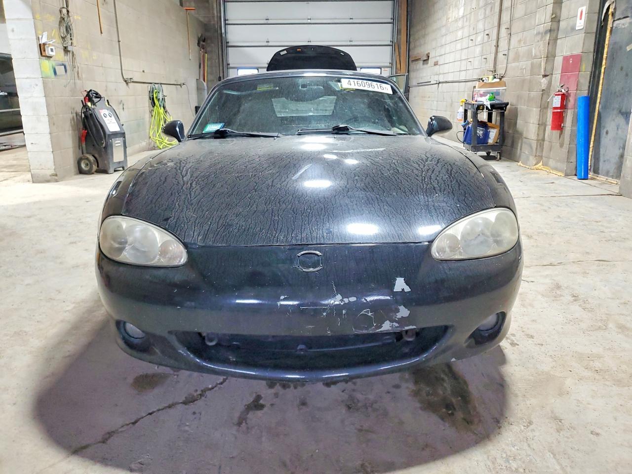 2004 Mazda Mx-5 Miata Base