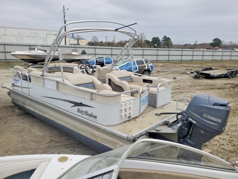 2014 Misty Harbor 2385sr Skye-pontoon Boat