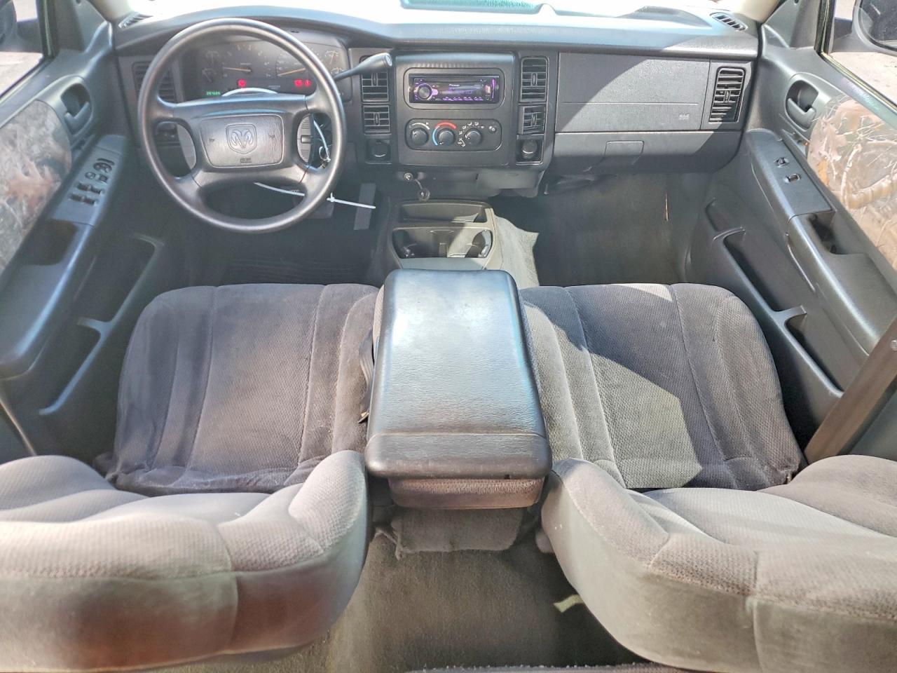 2001 Dodge Dakota Quattro