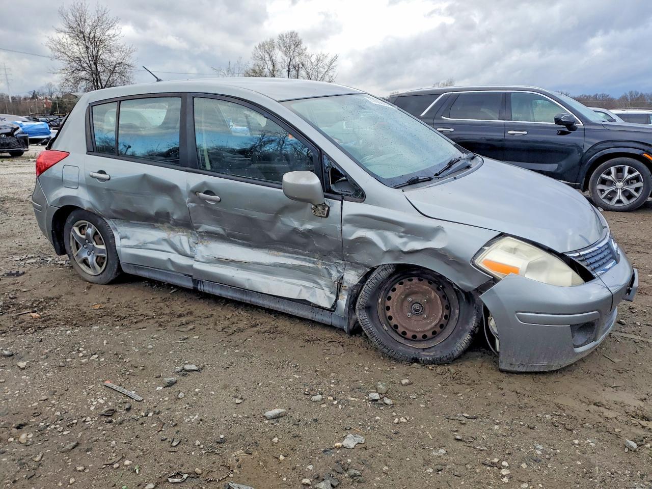 2007 Nissan Versa 1.8 s
