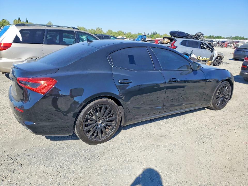2018 Maserati Ghibli s