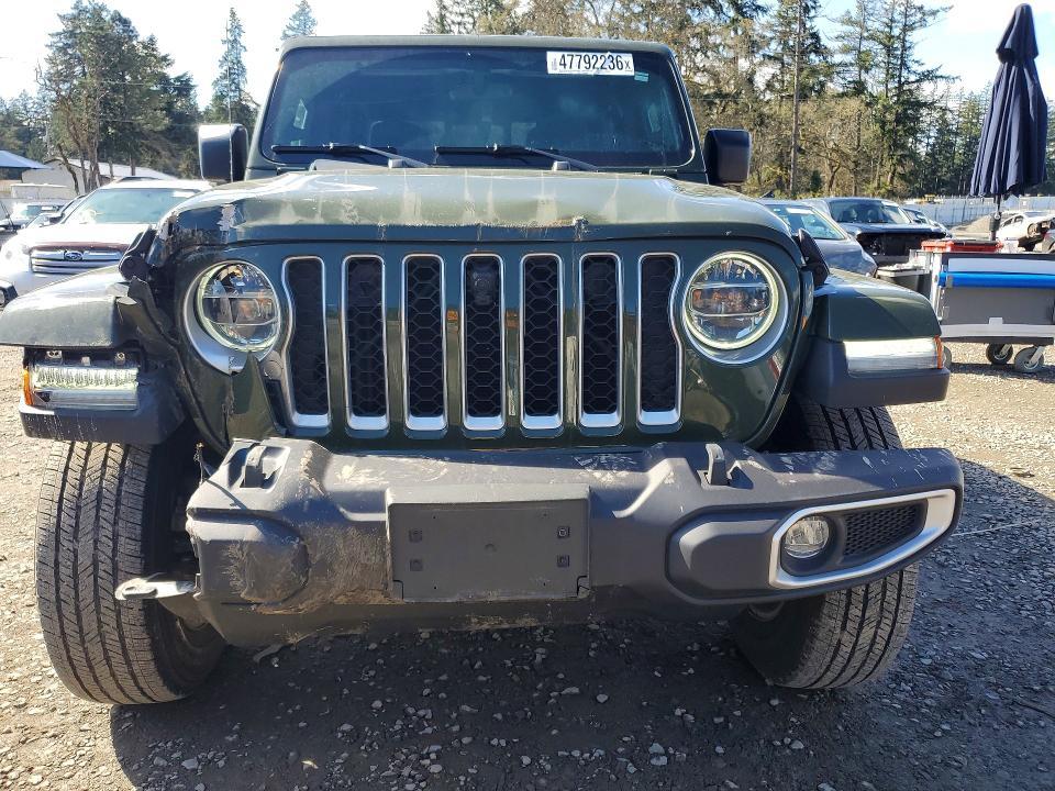 2022 Jeep Gladiator Overland