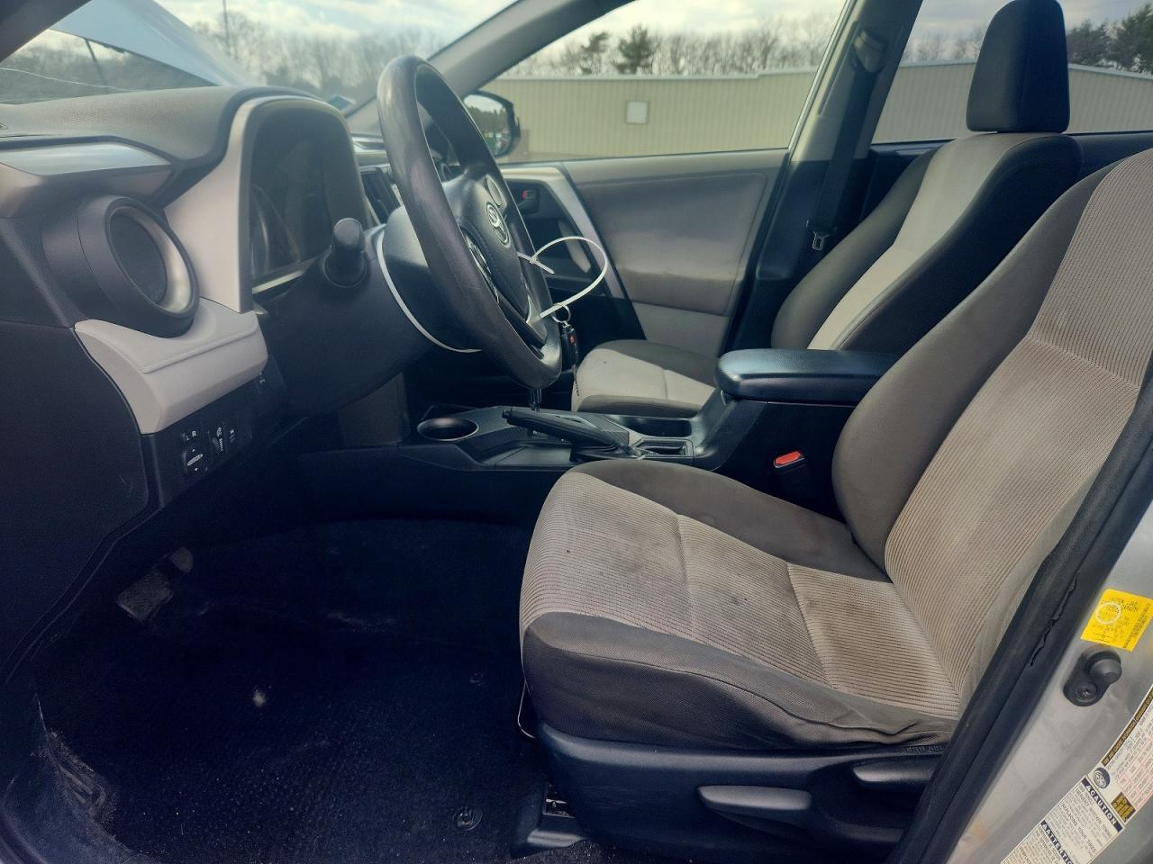 2013 Toyota Rav4 le