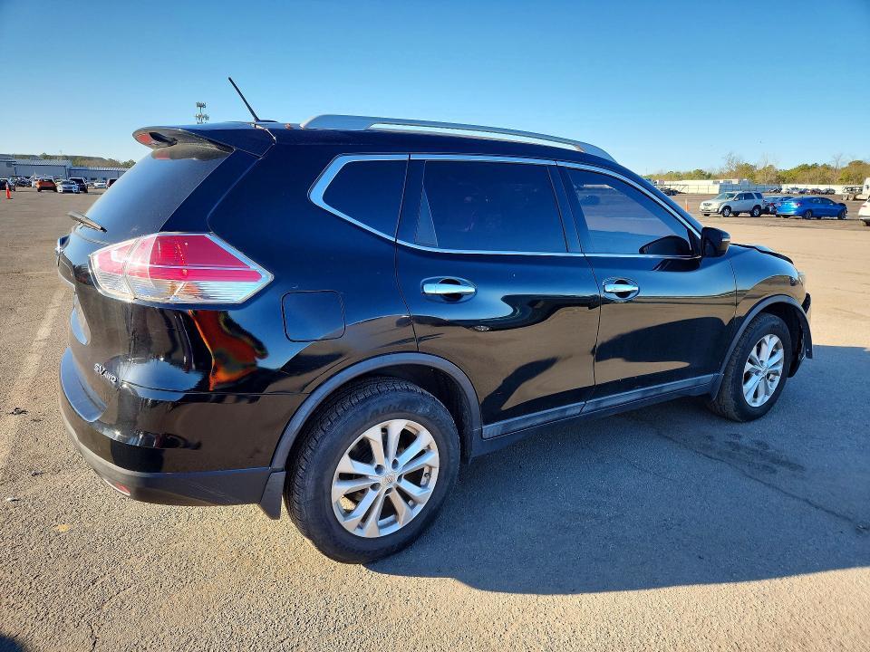 2015 Nissan Rogue