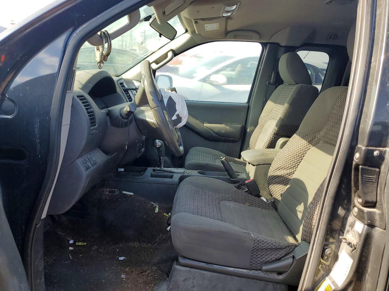 2012 Nissan Frontier SV V6