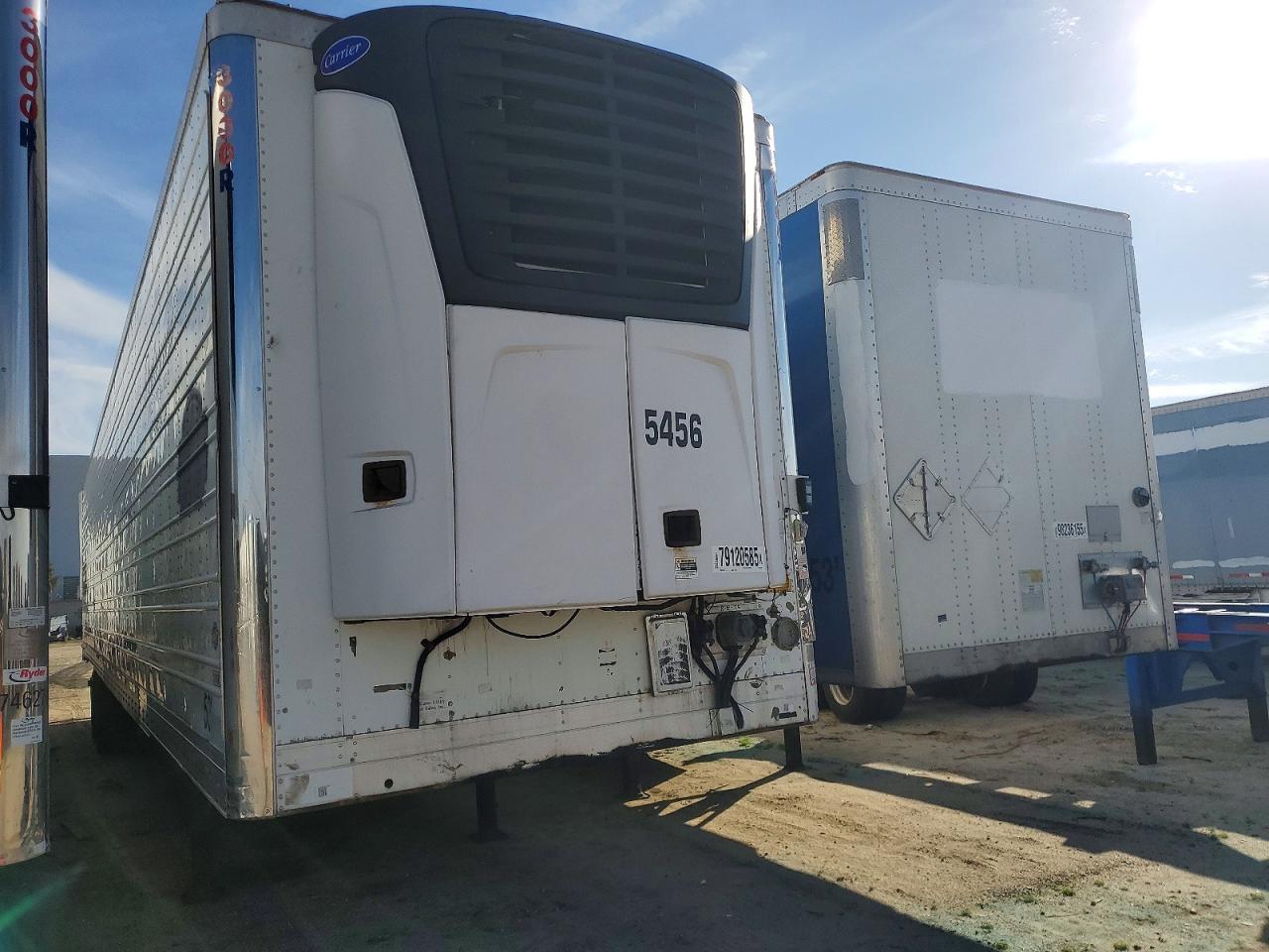 2013 Utility VS2RA Refrigerated Van Trailer