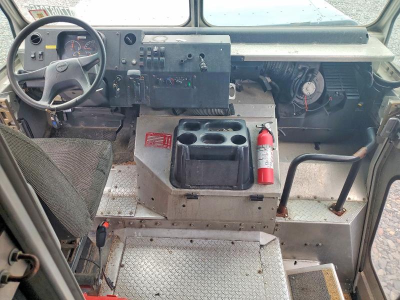 2021 Freightliner MT45G Chassis Delivery Truck