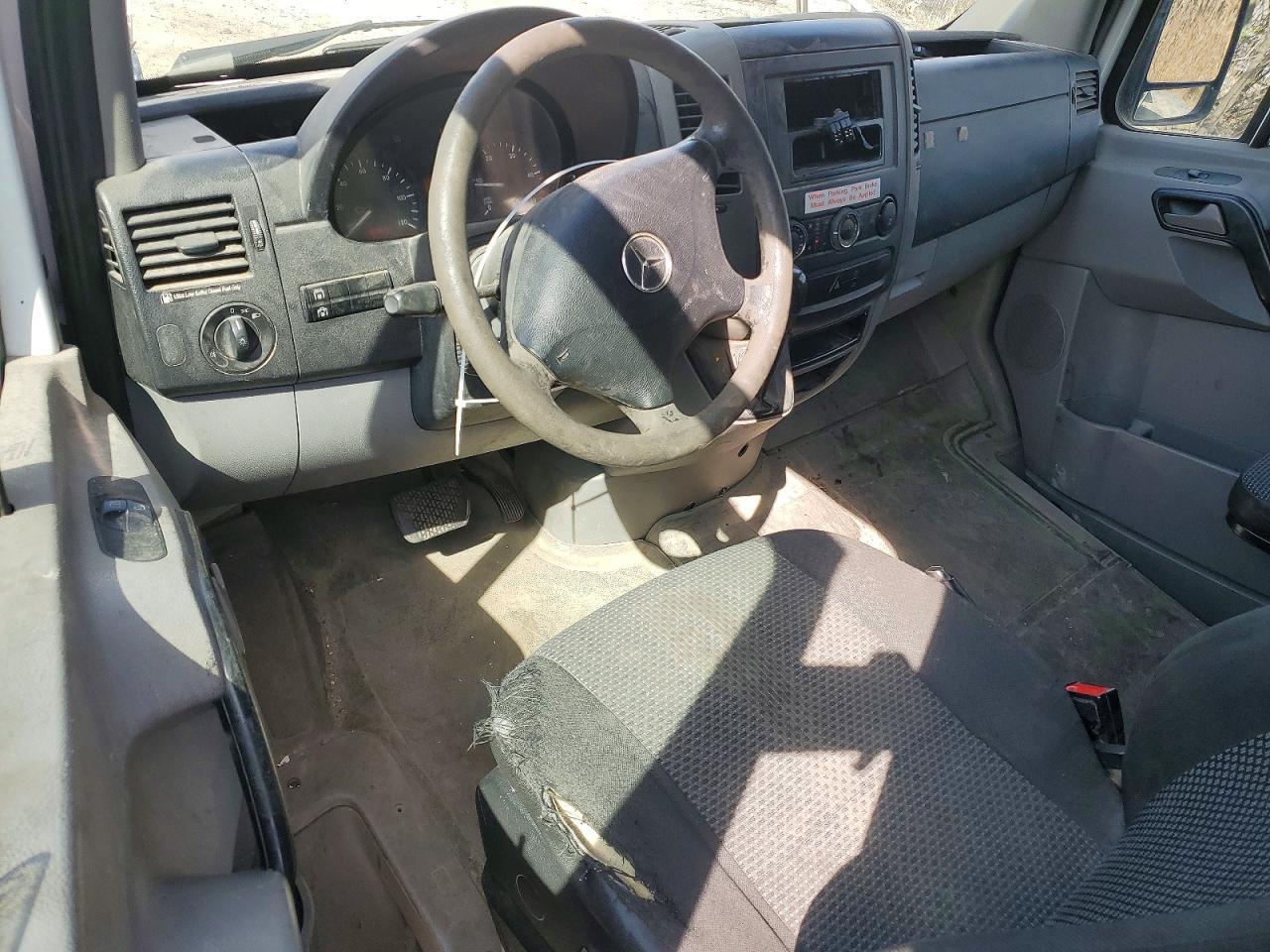 2011 Mercedes-Benz Sprinter 2500 Delivery Van