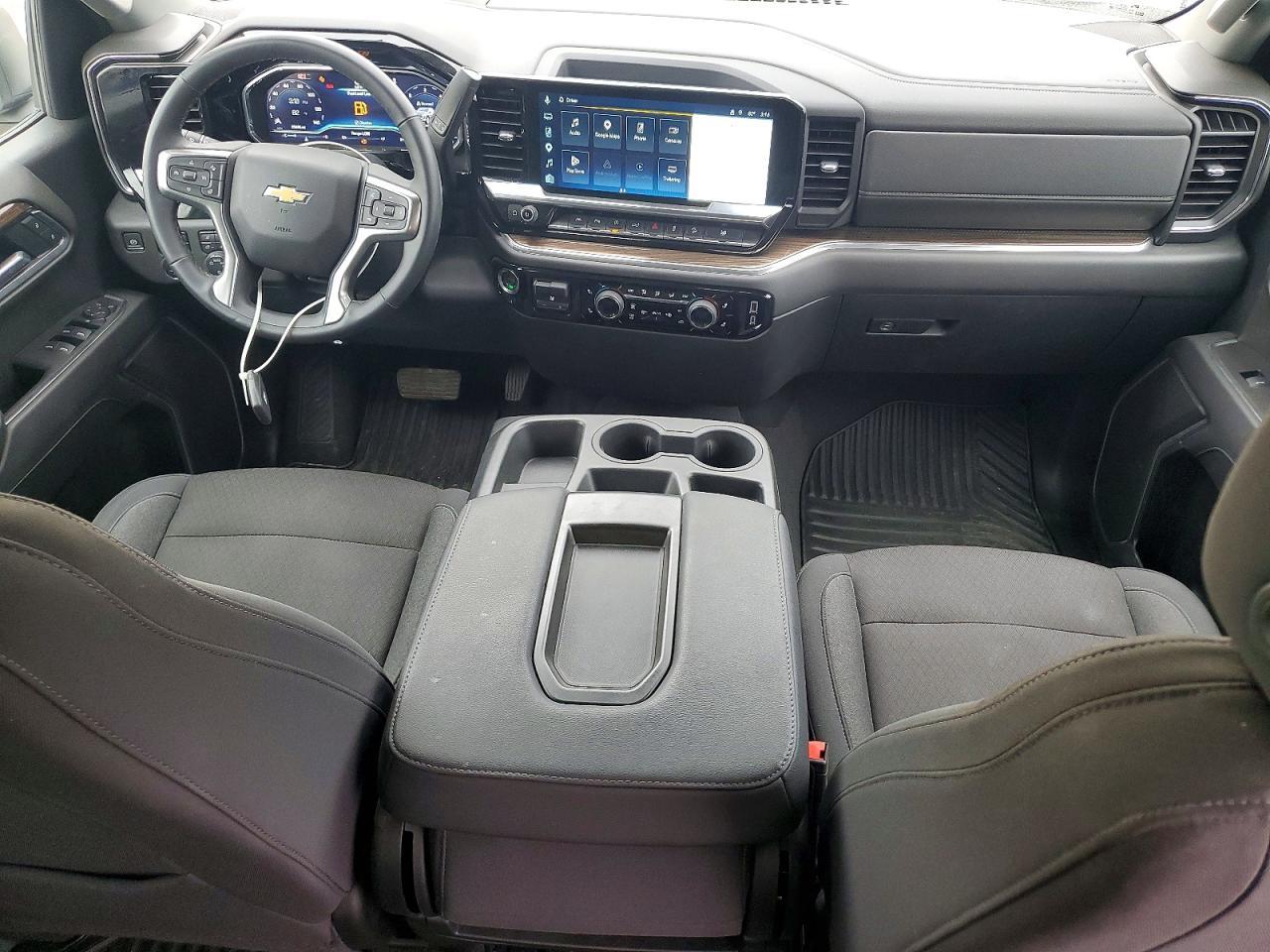 2025 Chevrolet Silverado K1500 LT