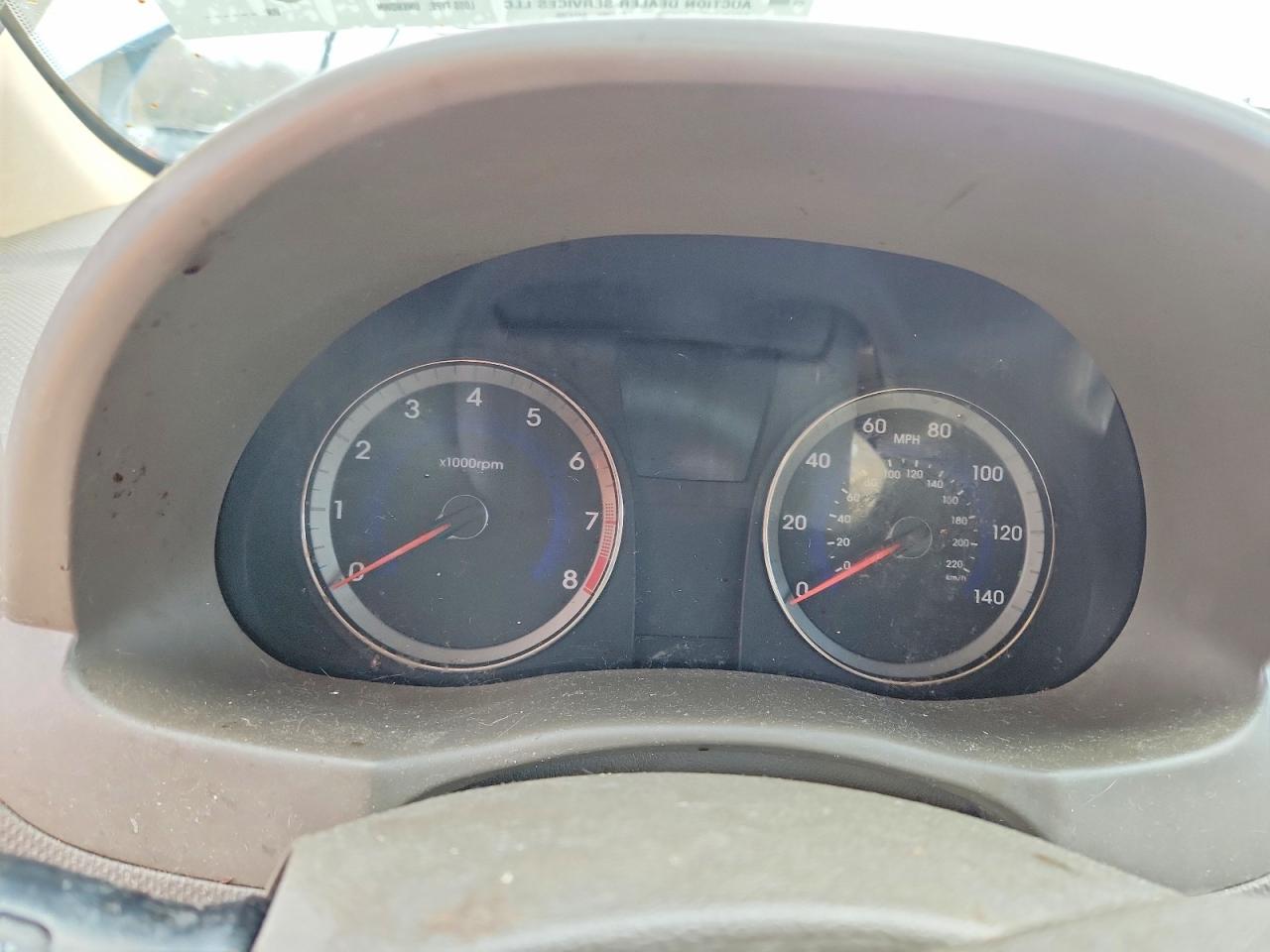 2013 Hyun Accent
