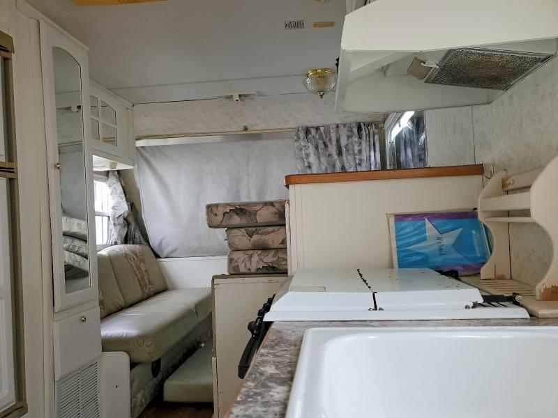 2003 Starcraft Antiqa M-195ck