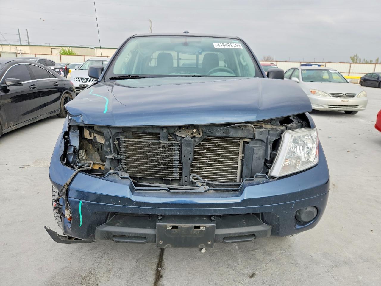2016 Nissan Frontier SV
