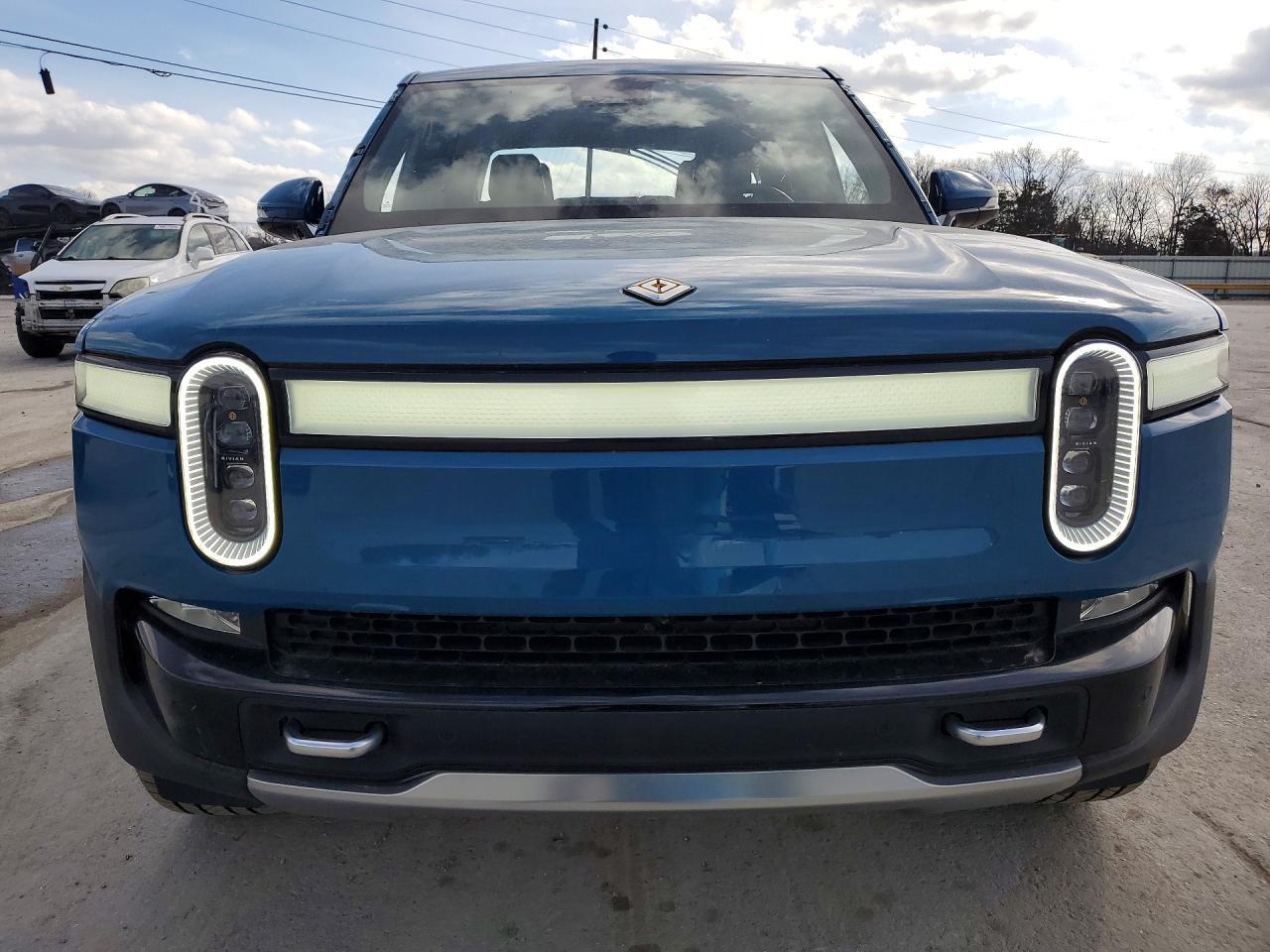 2023 Rivian R1T Adventure