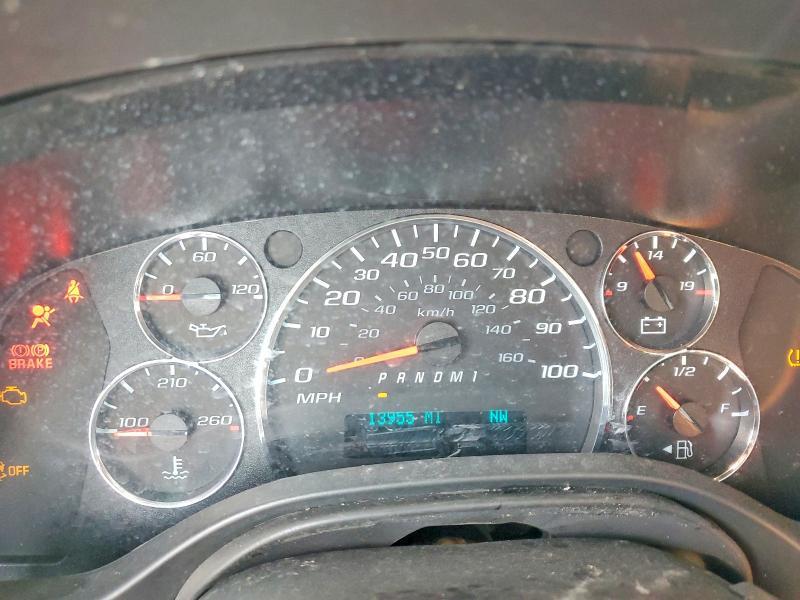 2025 GMC Savana 3500 Cargo Utility / Service van
