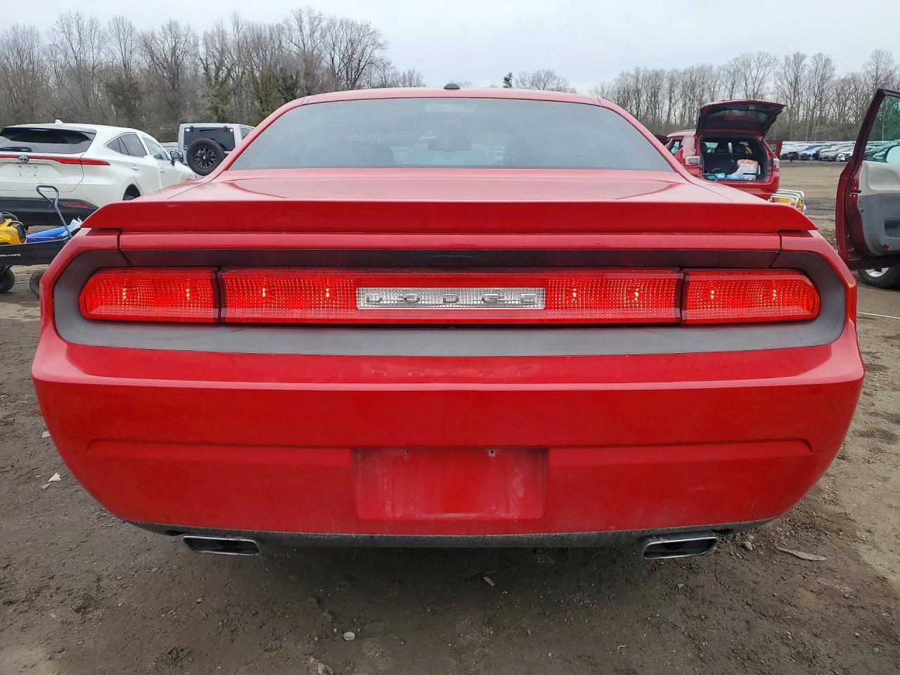 2012 Dodge Challenger sxt