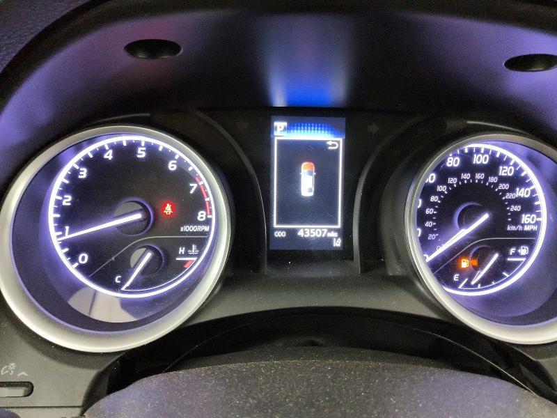 2021 Toyota Camry le