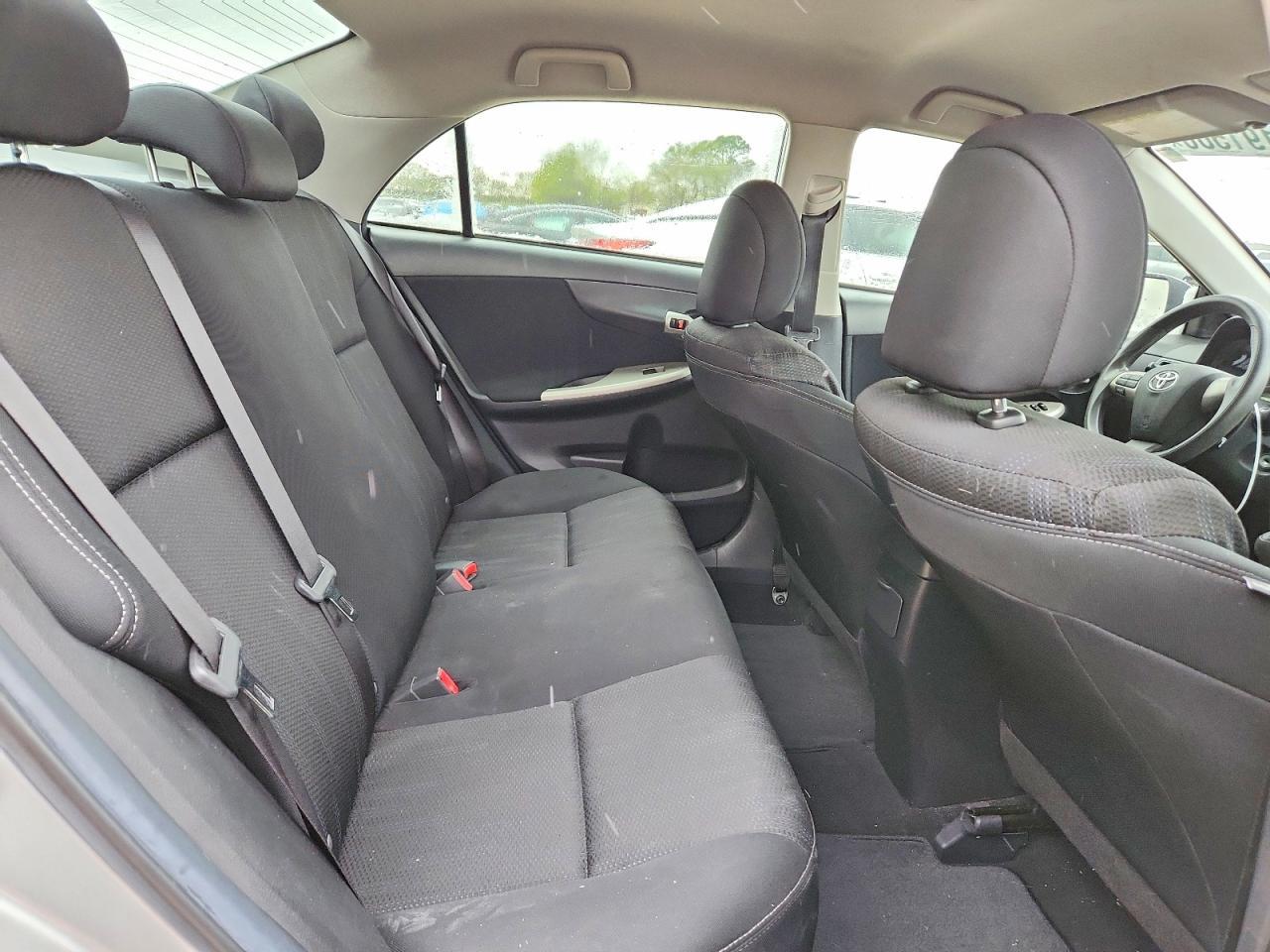 2013 Toyota Corolla s