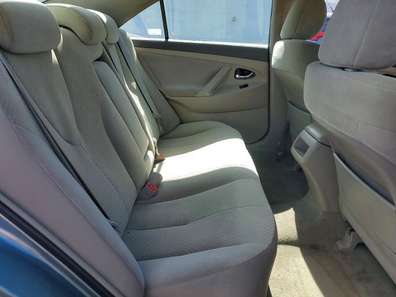 2008 Toyota Camry le