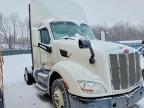 2016 Peterbilt 579 Semi Truck