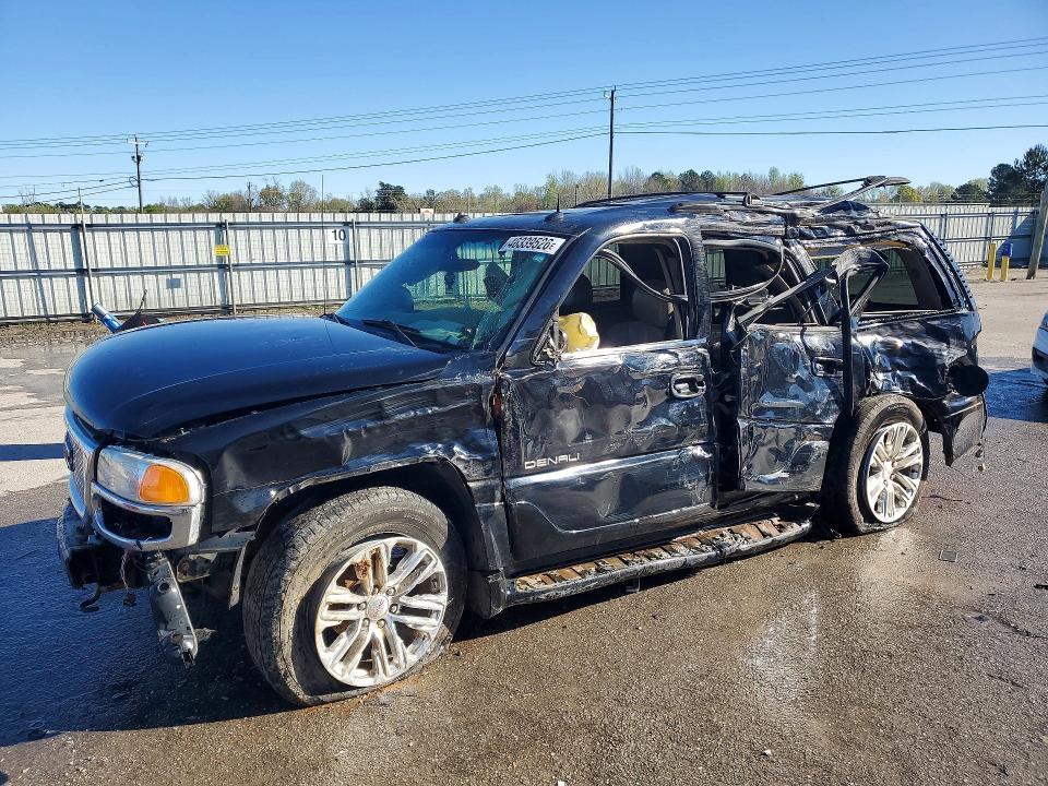 2003 GMC Yukon Denali