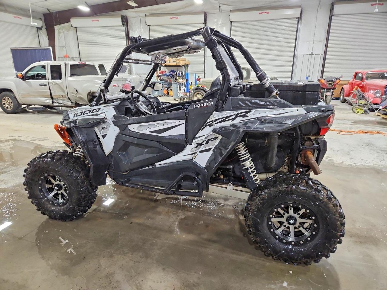 2015 Polaris RZR 1000 XP Utility Vehicle