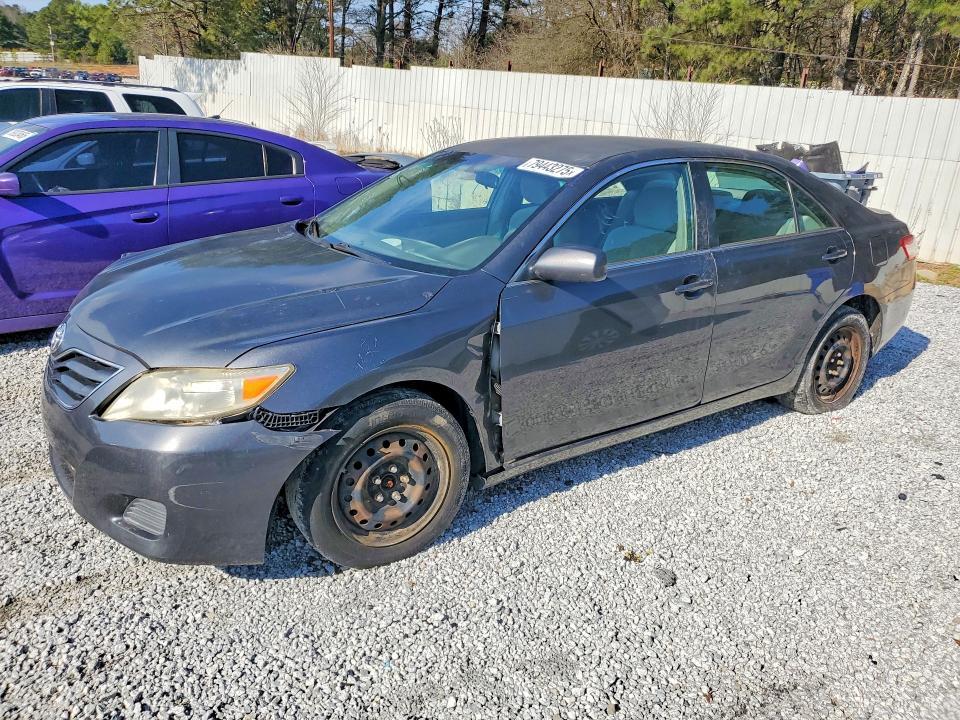 2011 Toyota Camry le