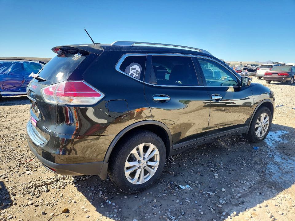 2015 Nissan Rogue sv