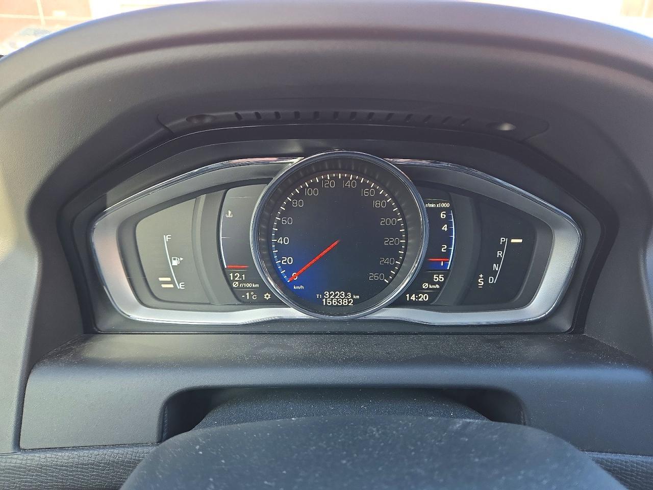 2017 Volvo Xc60 T6 R-design Premier