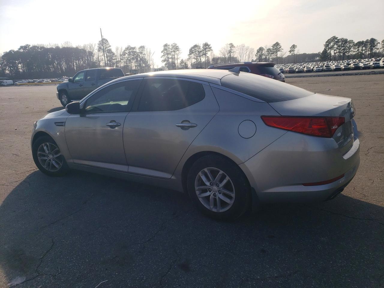 2013 KIA Optima lx