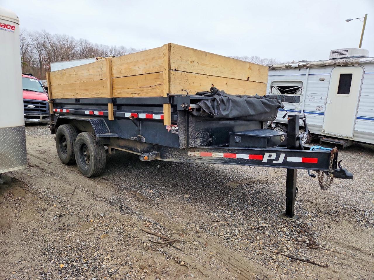 2021 PJ 2020 PJ DL142 Dump Trailer