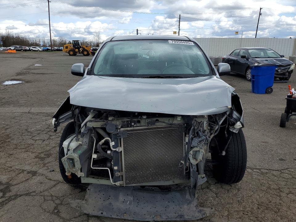 2013 Nissan Versa 1.6 s