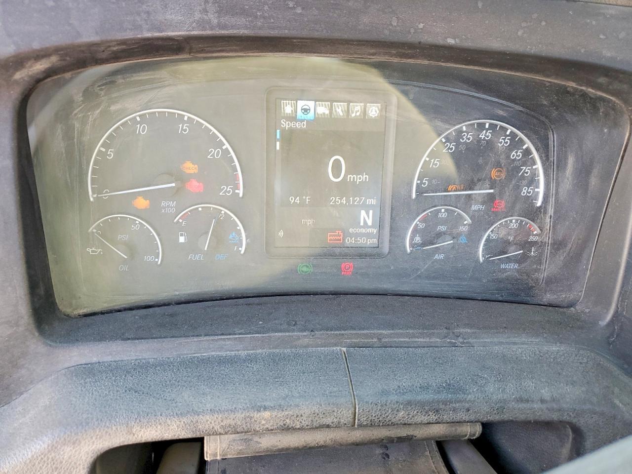 2024 Freigliner 2024 Freightliner Cascadia 126 Semi Truck