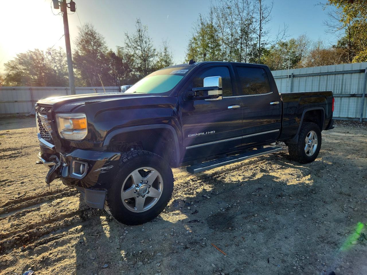 2015 GMC Sierra K2500 Denali