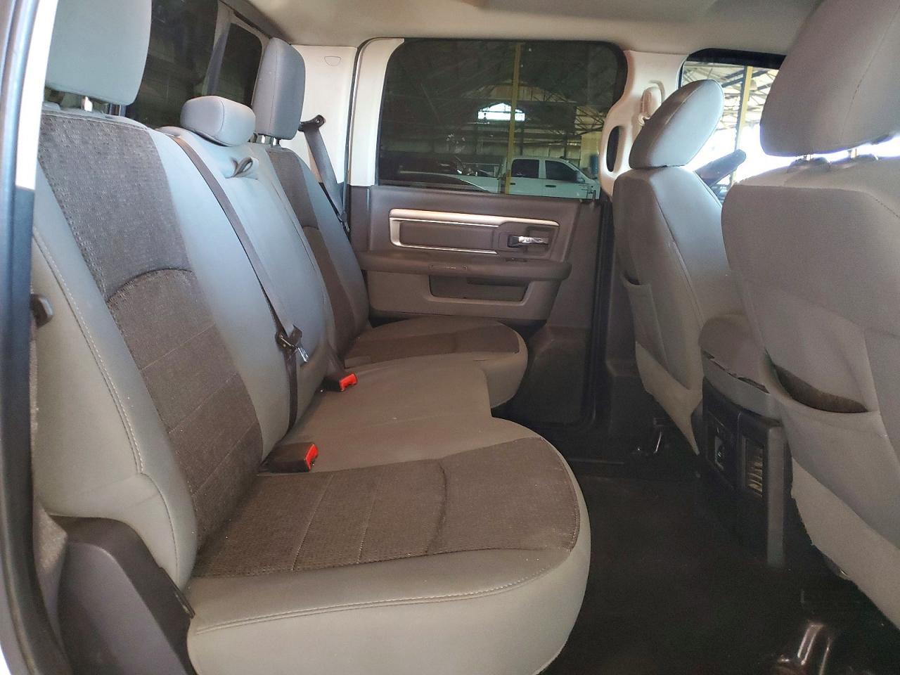 2014 Dodge RAM 1500 SLT