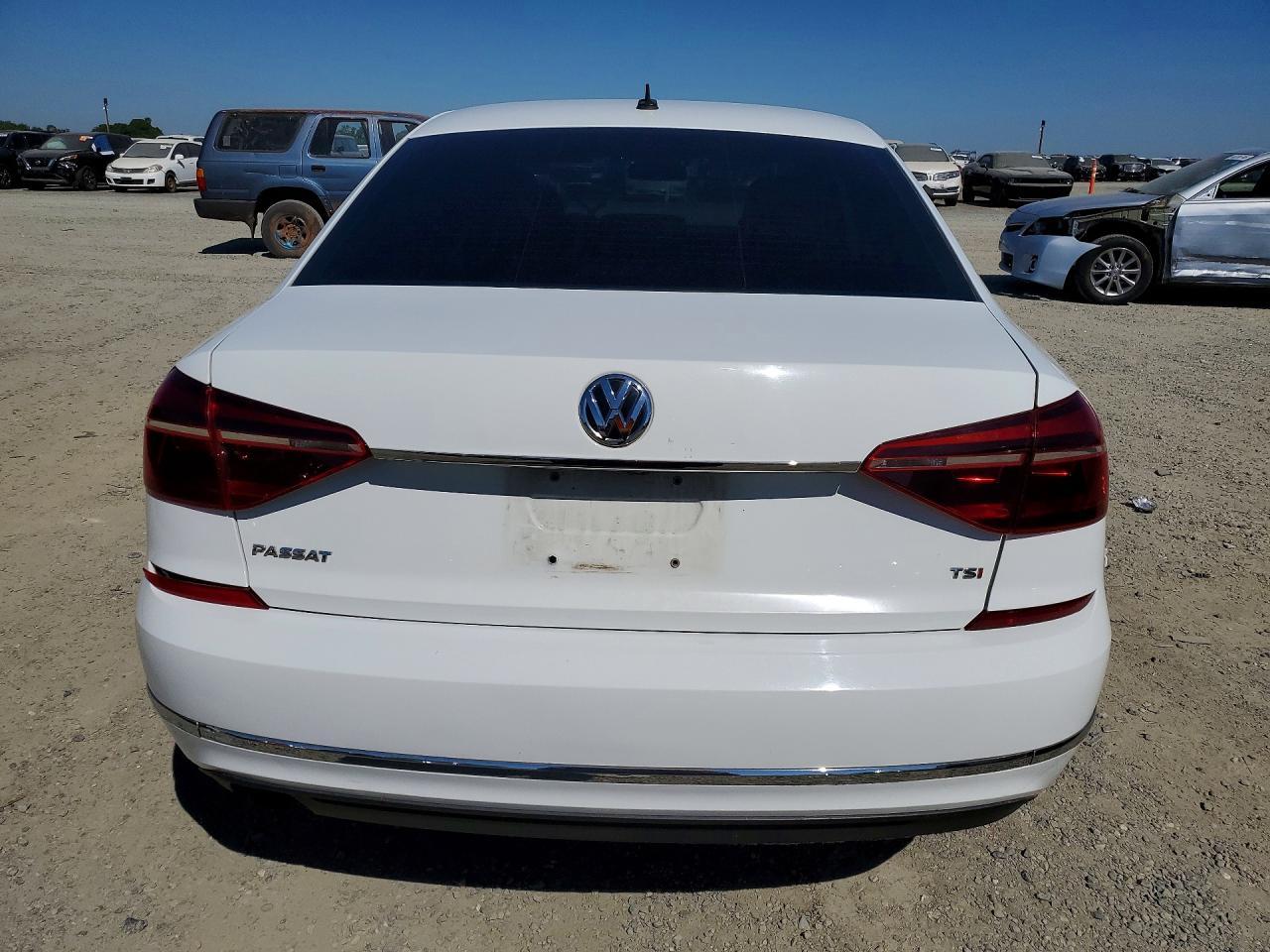 2017 Volkswagen Passat s