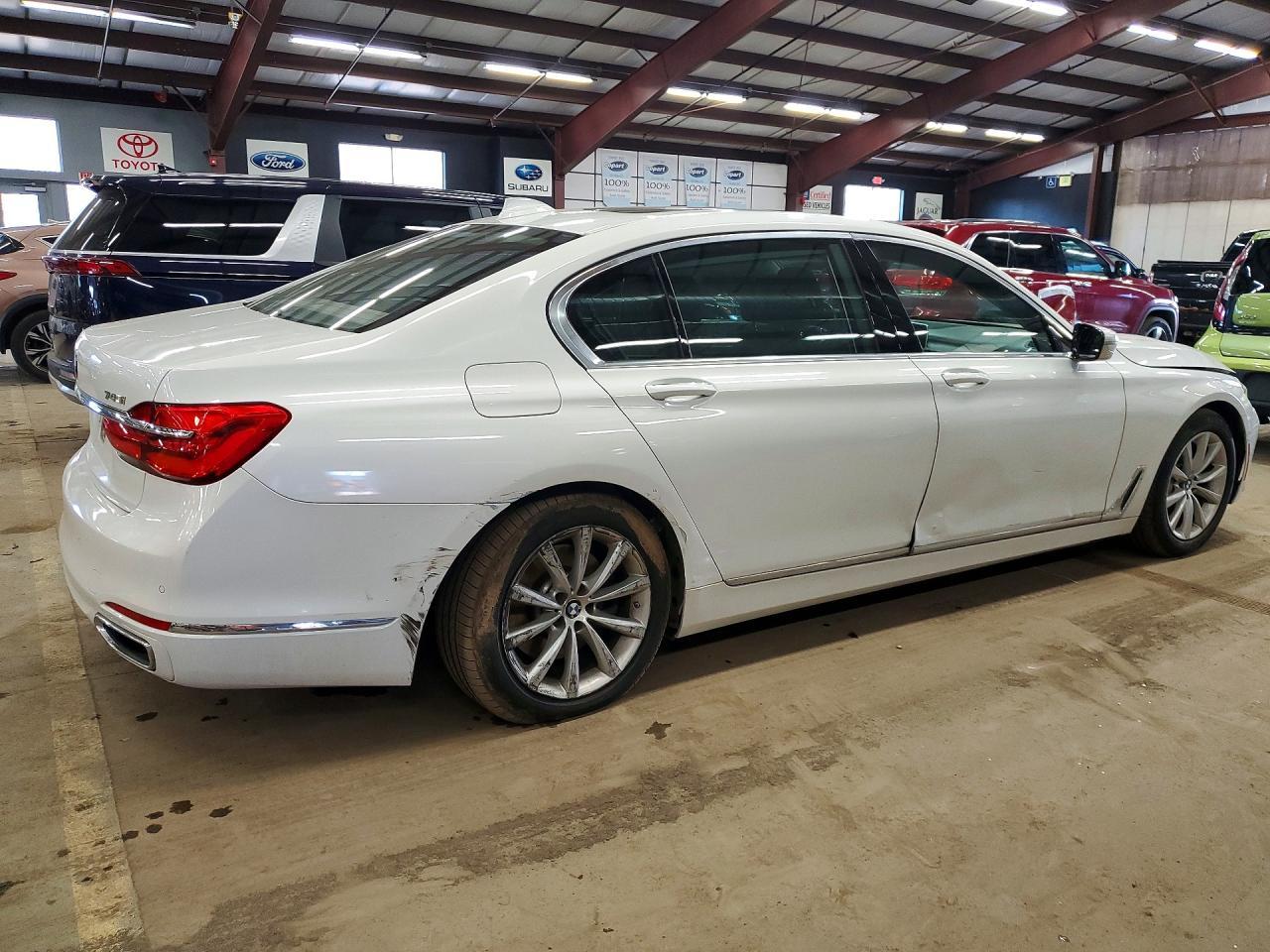 2018 BMW 740 xi