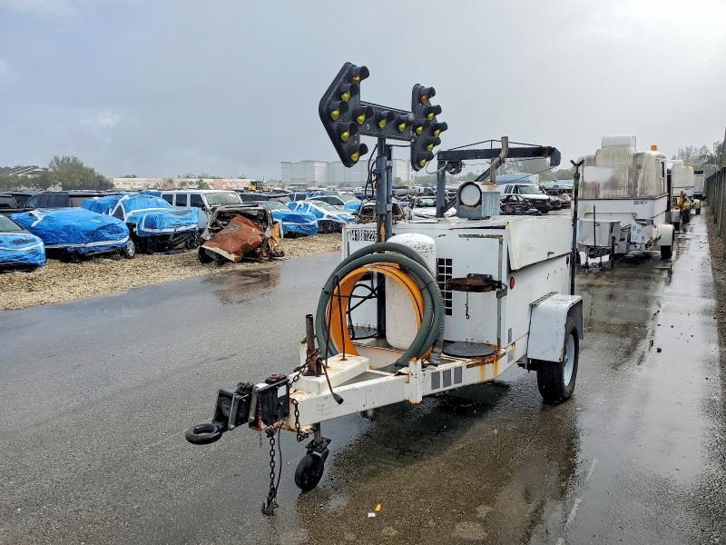 2001 Fenex 2001 Team Fenex Manhole Support Trailer