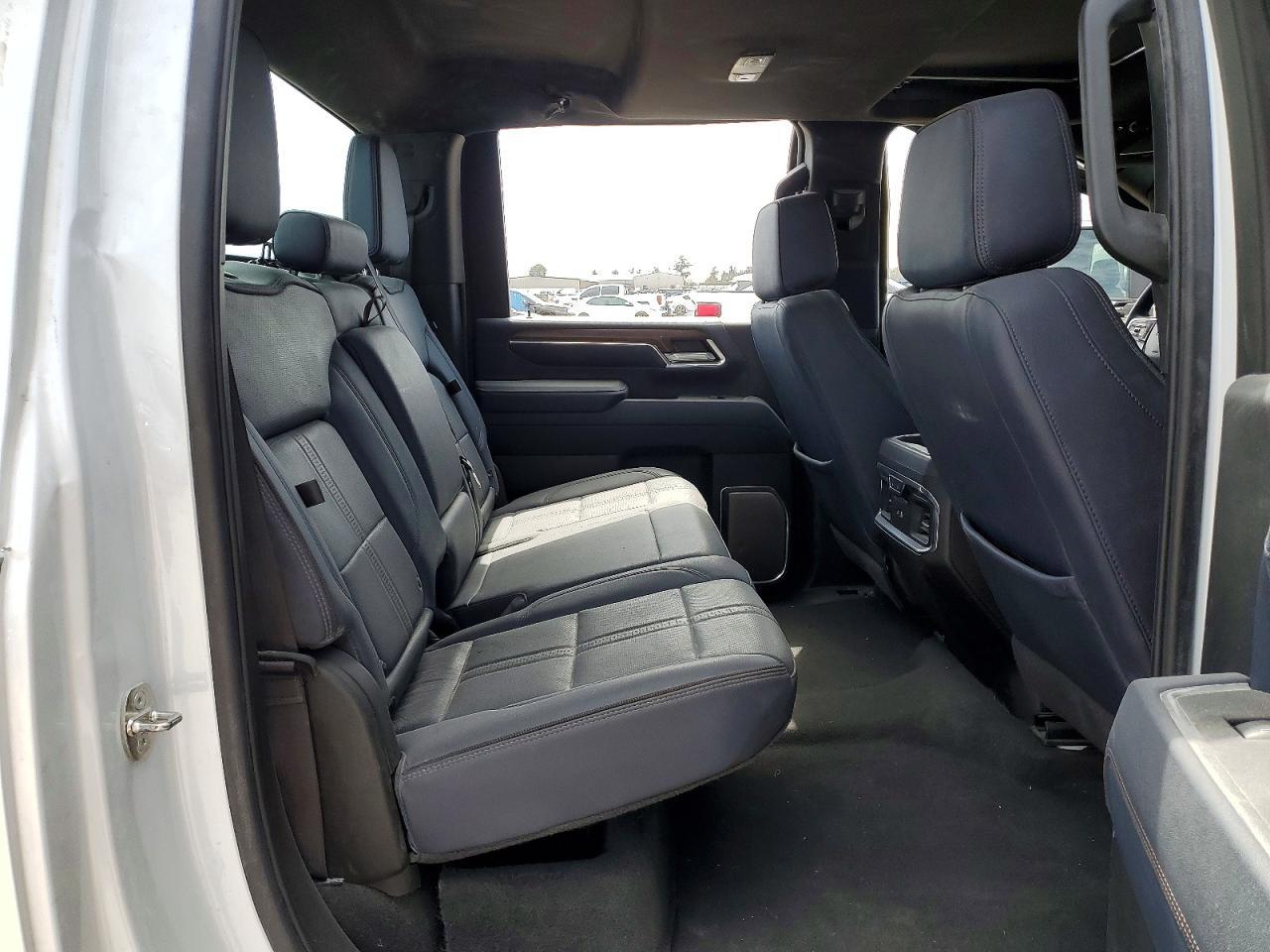 2024 Chevrolet Silverado K2500 High Country