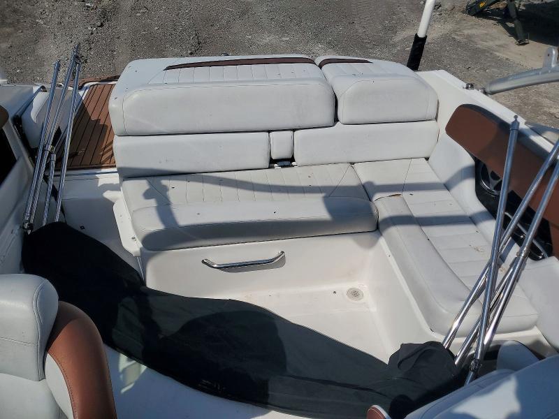 2009 Regal Boat-Boat