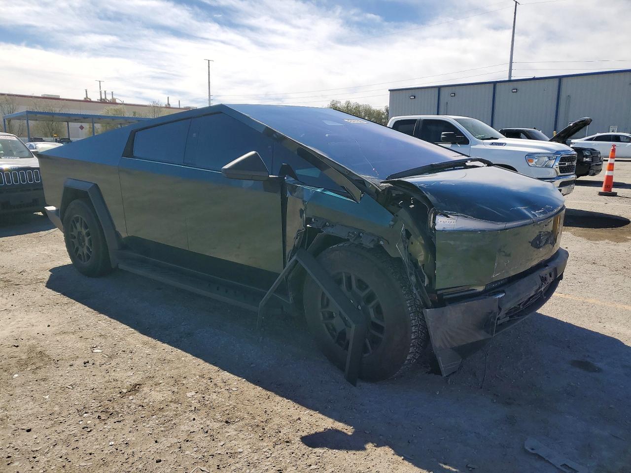 2024 Tesla Cybertruck