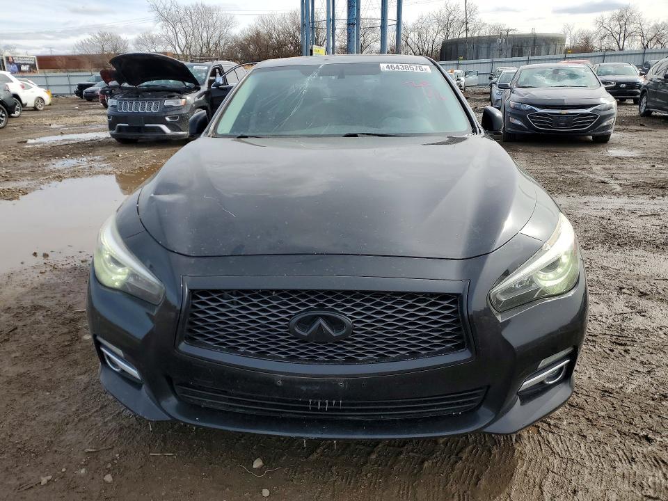 2015 Infiniti Q50 Base