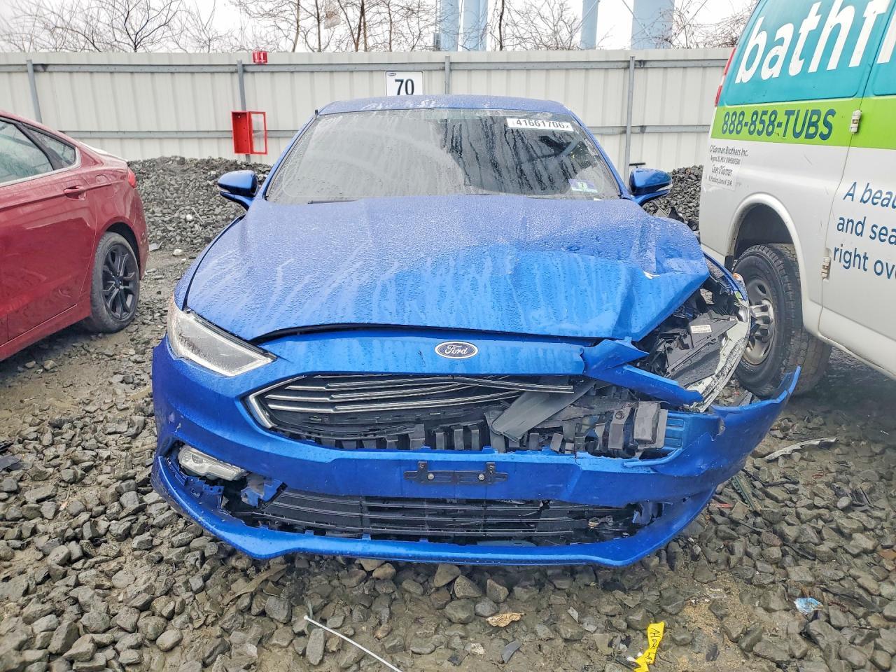 2017 Ford Fusion se