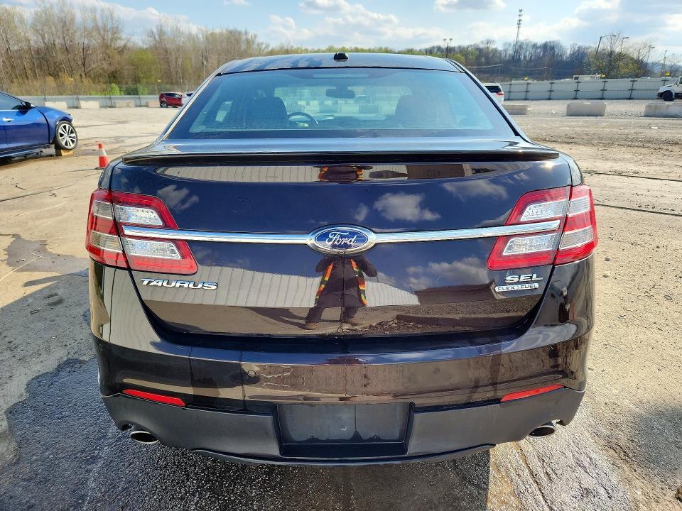 2013 Ford Taurus sel
