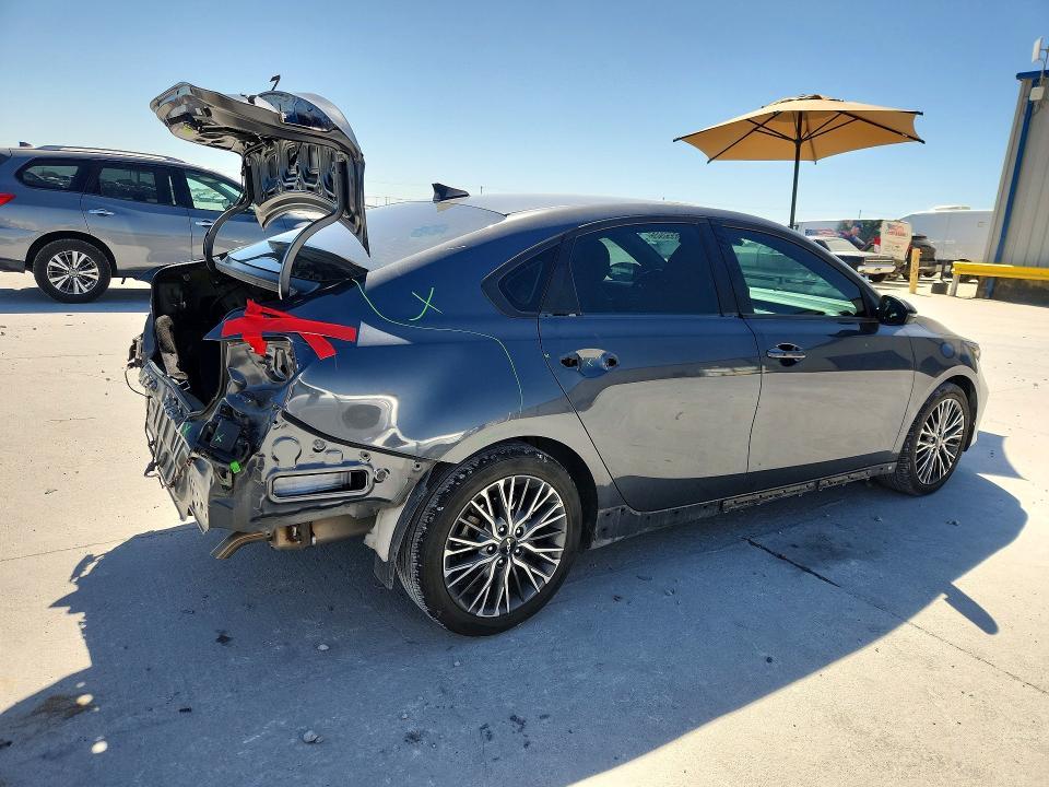 2023 KIA Forte Gt-line