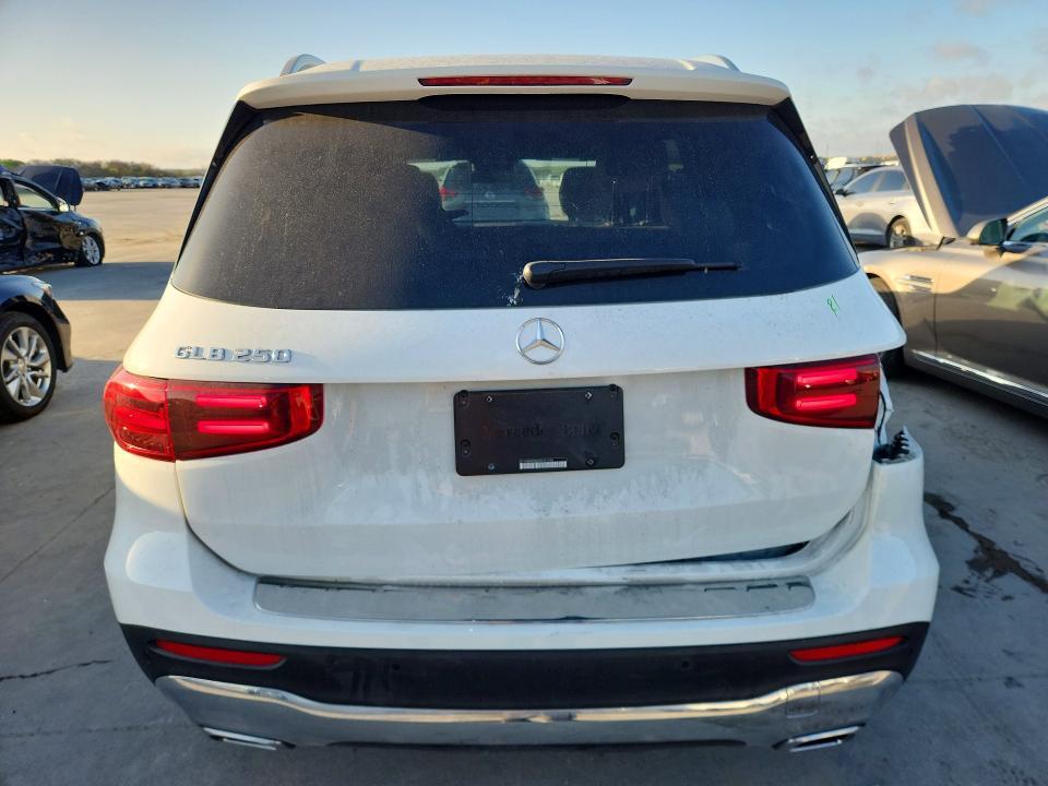 2024 Mercedes-Benz Glb 250