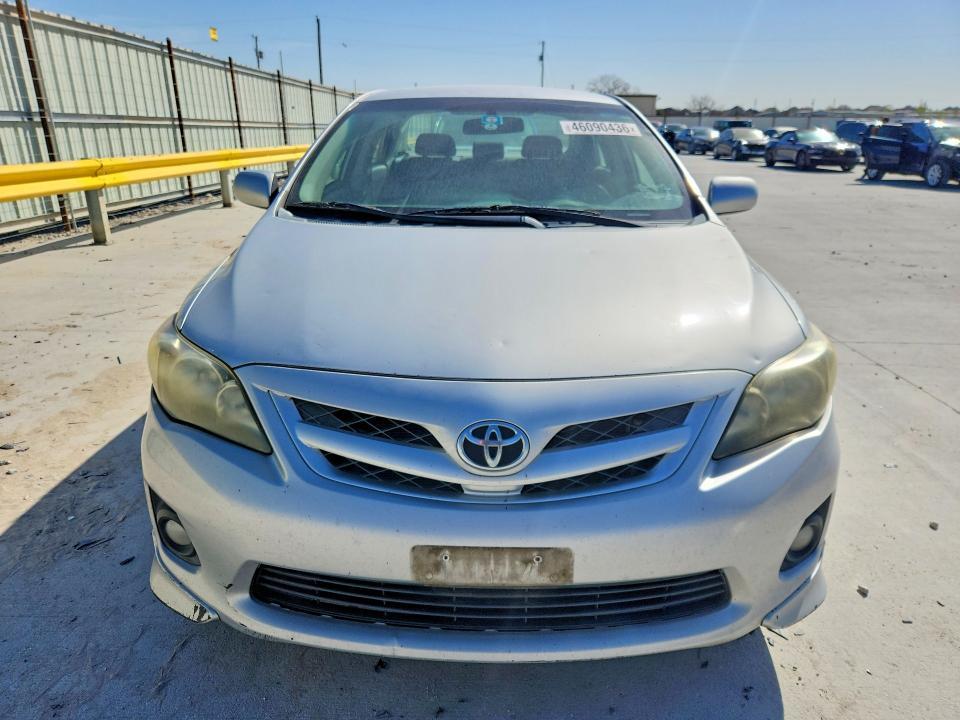2013 Toyota Corolla s